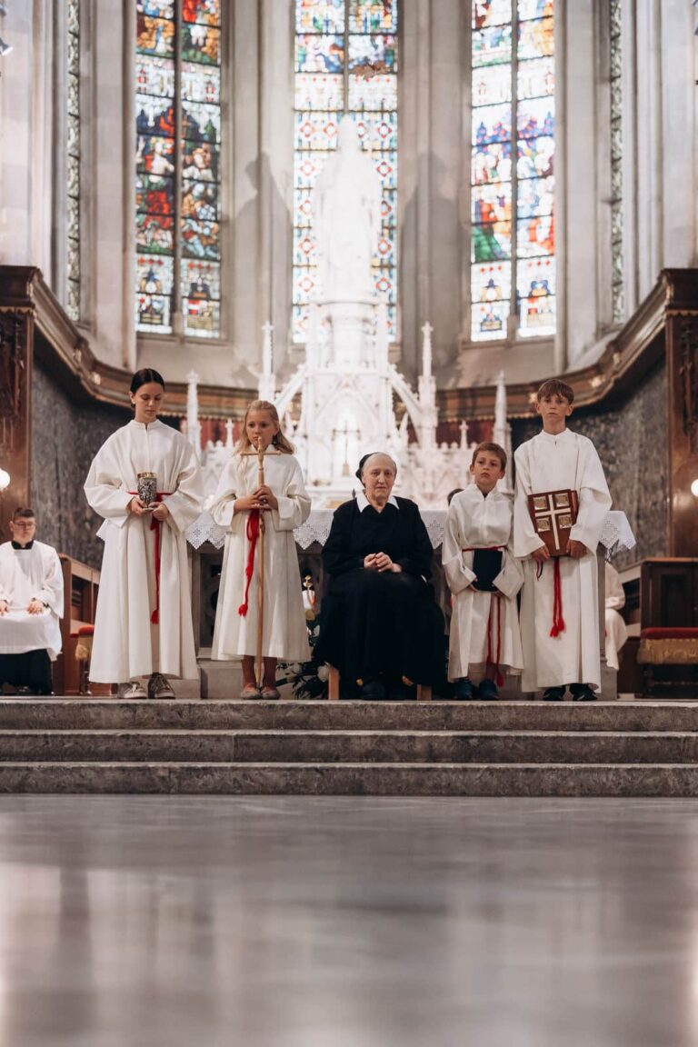 Hemmasoontag und Abschied von Schwester Friedburg