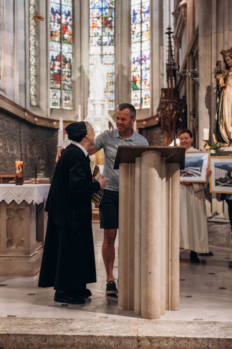 Hemmasoontag und Abschied von Schwester Friedburg