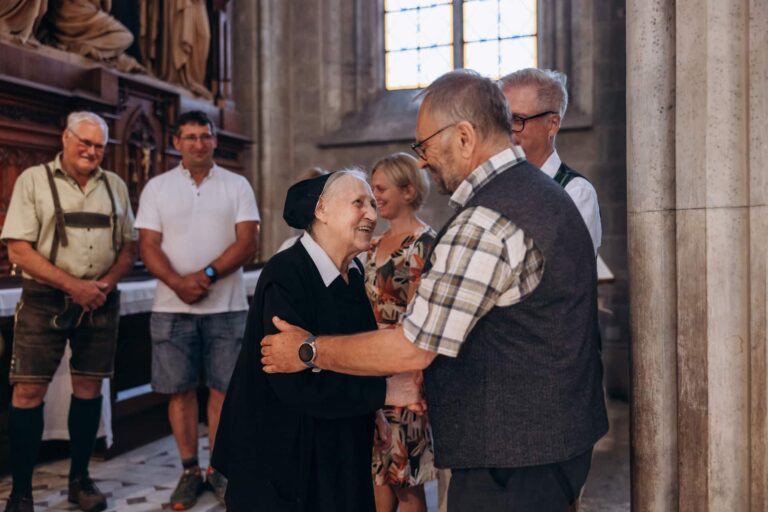 Hemmasoontag und Abschied von Schwester Friedburg