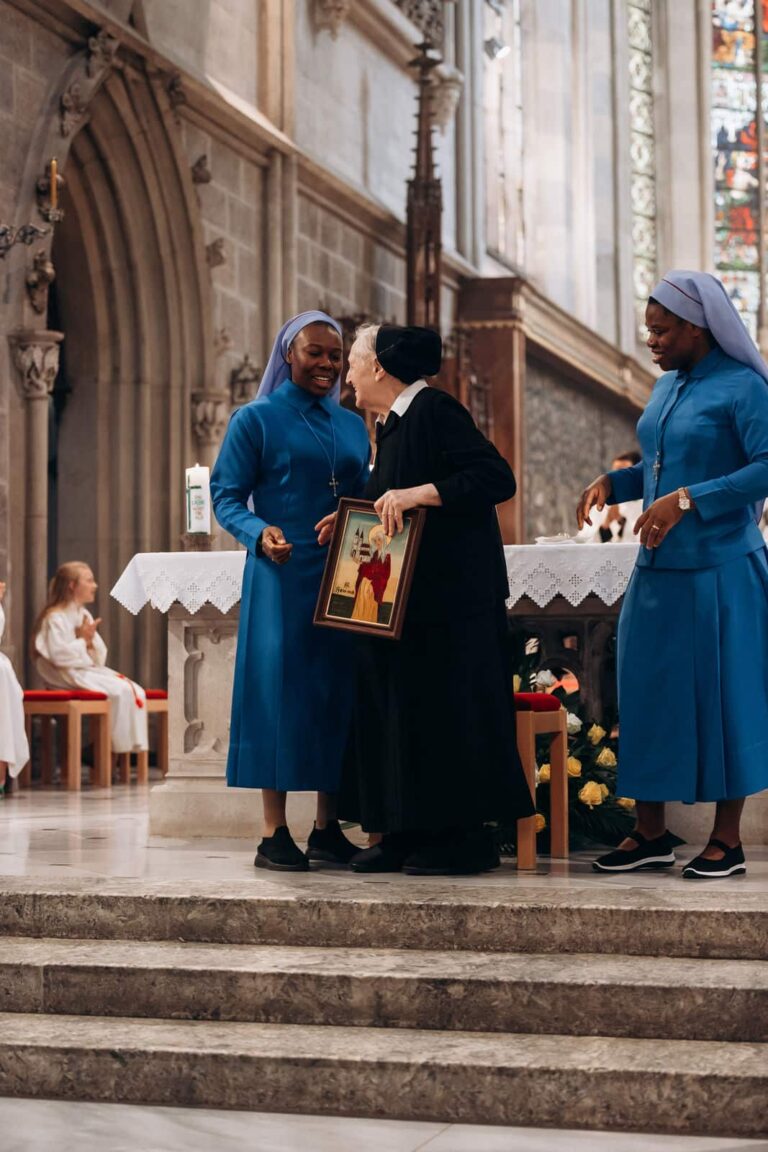 Hemmasoontag und Abschied von Schwester Friedburg