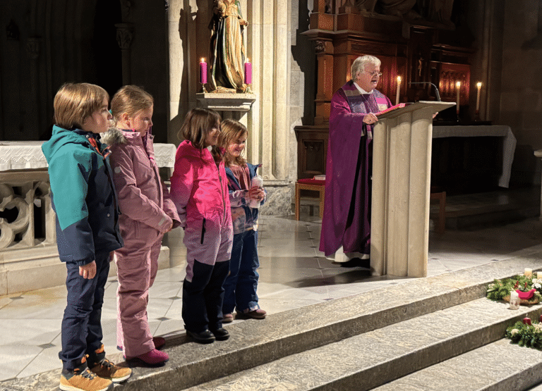 Adventkranzsegnung-2025_3