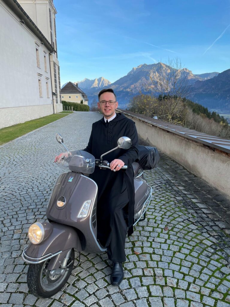 Stift Admont Pater Prior Vesper  Roller Segnung (2)