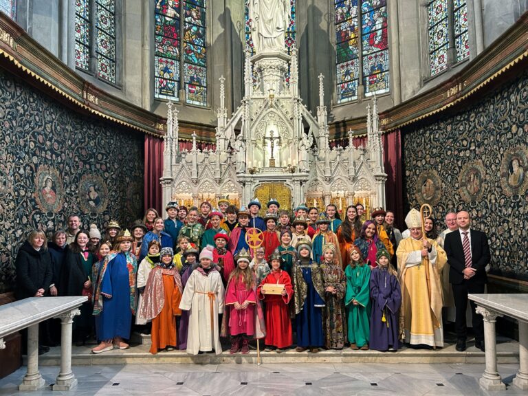 Stift Admont Sternsingergottesdienst fr.Benedikt IMG 3173