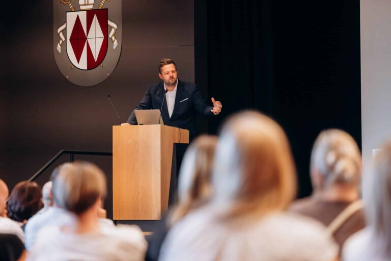 Townhall Meeting www