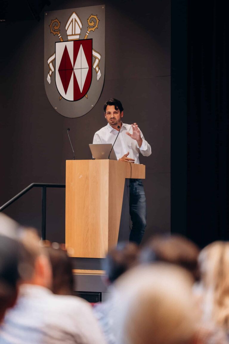 Townhall Meeting www