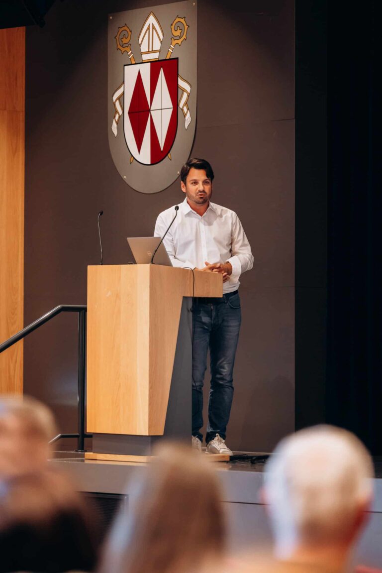 Townhall Meeting www