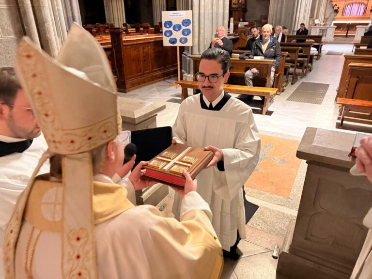 lektor Frater Benedikt